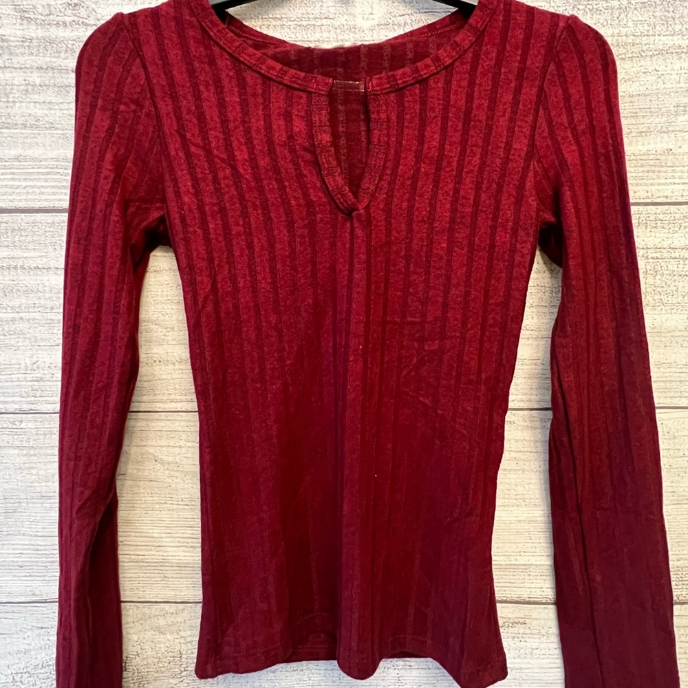 Sweater - Picture 2 of 3